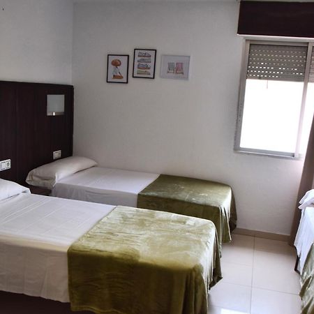Hotel Niza Salou Bagian luar foto