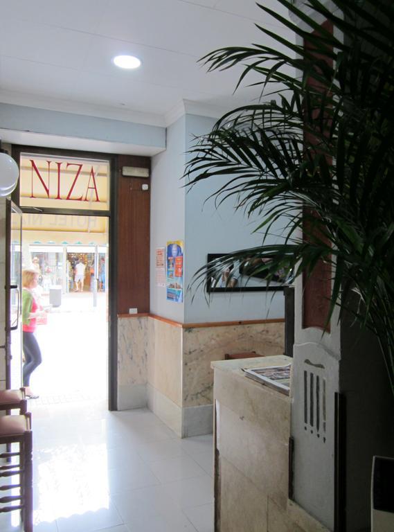 Hotel Niza Salou Bagian luar foto